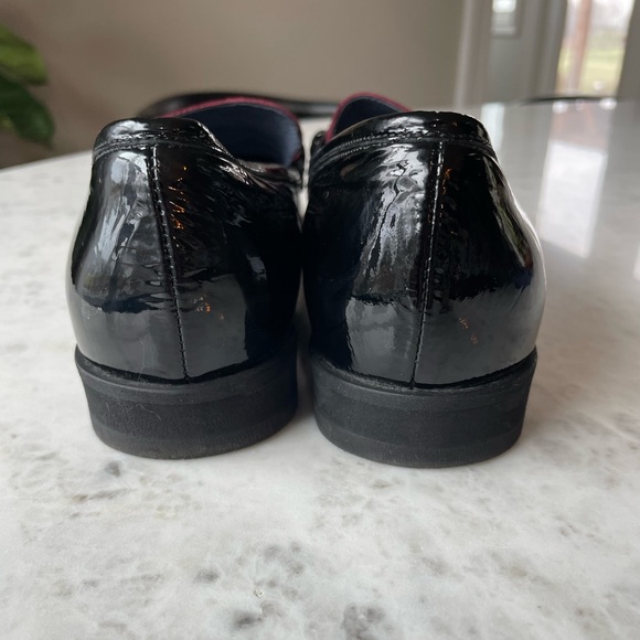 SABRINAS  Black Patent leather shoe with wine colored suede top woman’s size 7 - Picture 5 of 5